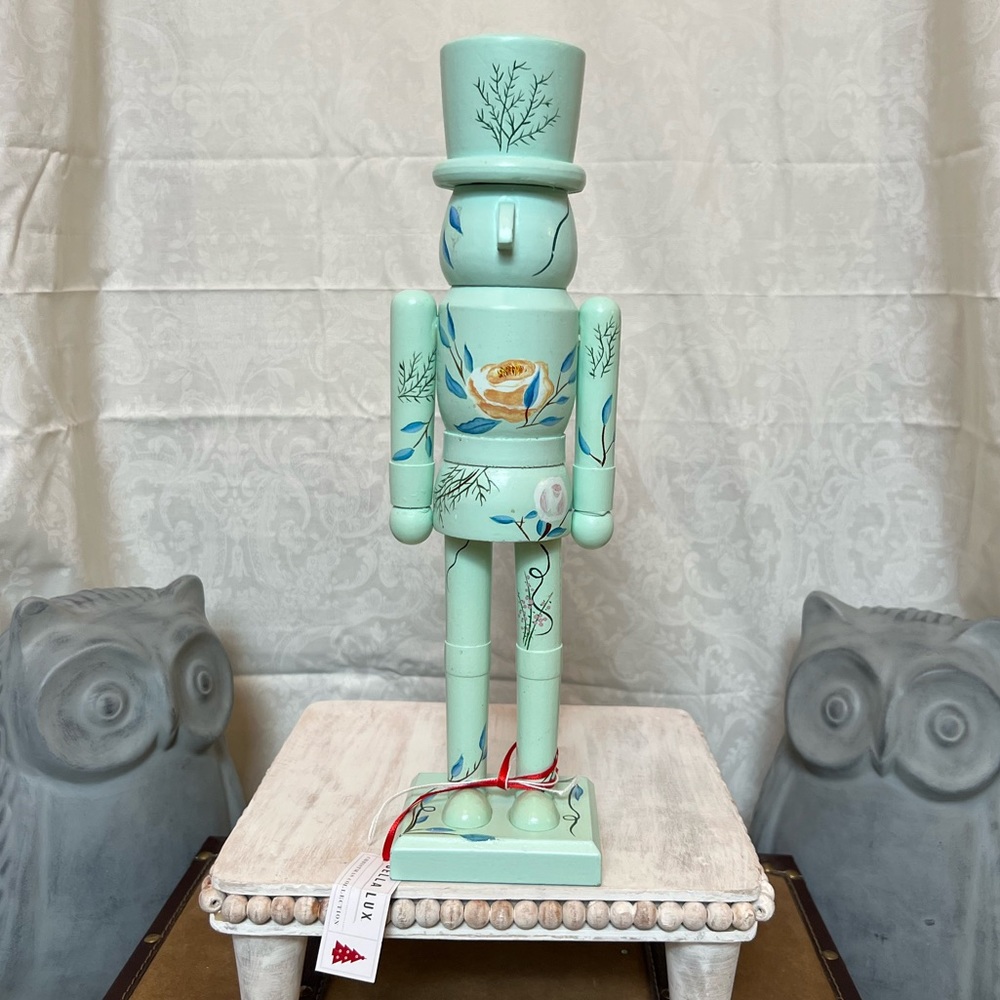 ⚡️Bella Lux Christmas Nutcracker Decor